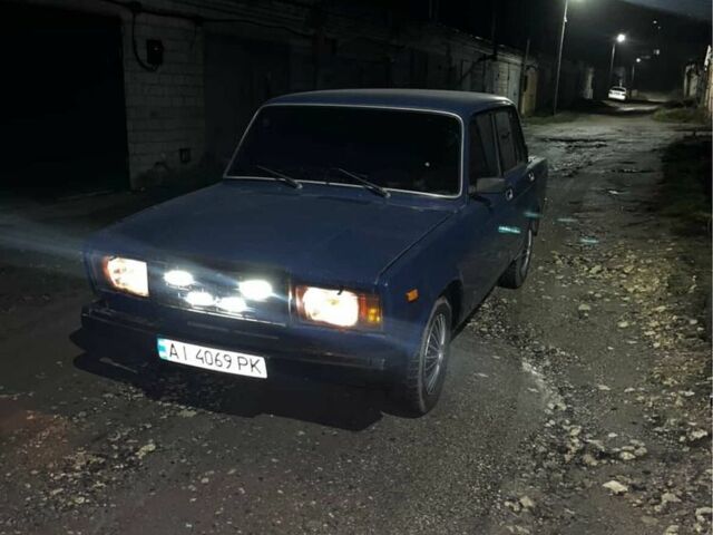 Синий ВАЗ 2107, объемом двигателя 1.5 л и пробегом 77 тыс. км за 1000 $, фото 1 на Automoto.ua