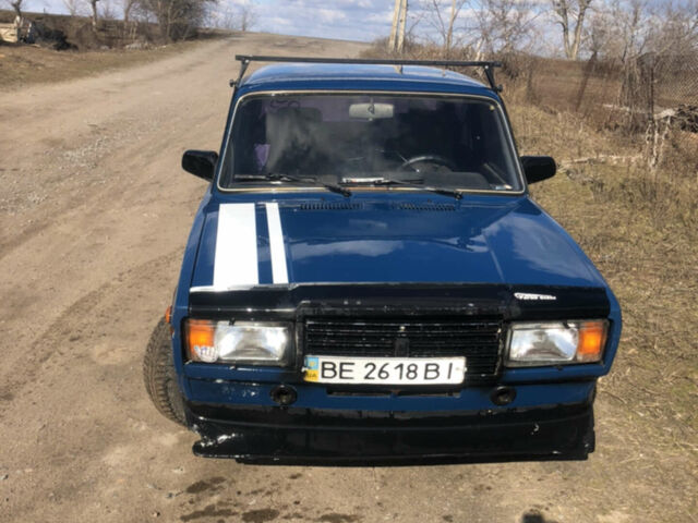 Синий ВАЗ 2107, объемом двигателя 1.3 л и пробегом 100 тыс. км за 1450 $, фото 1 на Automoto.ua