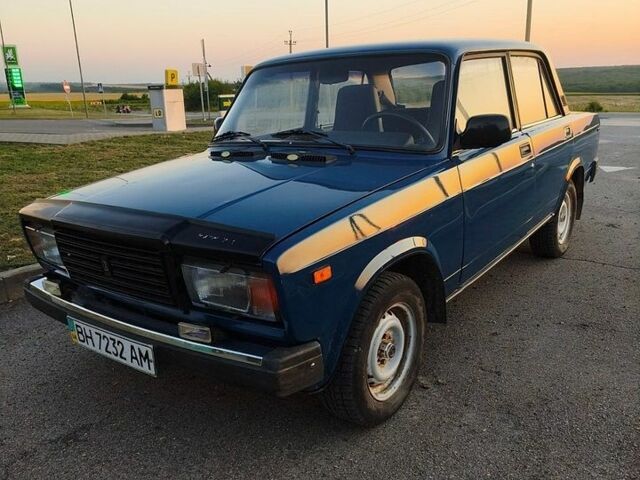 Синій ВАЗ 2107, об'ємом двигуна 1.5 л та пробігом 119 тис. км за 1550 $, фото 1 на Automoto.ua