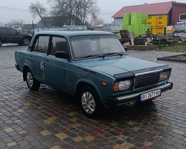 Синий ВАЗ 2107, объемом двигателя 1.45 л и пробегом 100 тыс. км за 1100 $, фото 1 на Automoto.ua
