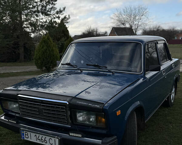 Синій ВАЗ 2107, об'ємом двигуна 1.5 л та пробігом 196 тис. км за 1400 $, фото 1 на Automoto.ua