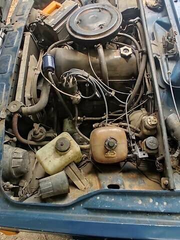 Синий ВАЗ 2107, объемом двигателя 1.45 л и пробегом 180 тыс. км за 1000 $, фото 1 на Automoto.ua