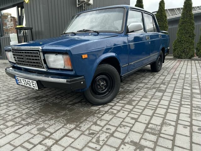 Синий ВАЗ 2107, объемом двигателя 1.5 л и пробегом 100 тыс. км за 950 $, фото 1 на Automoto.ua