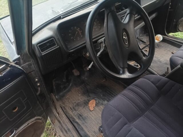 Синій ВАЗ 2107, об'ємом двигуна 0 л та пробігом 777 тис. км за 600 $, фото 1 на Automoto.ua