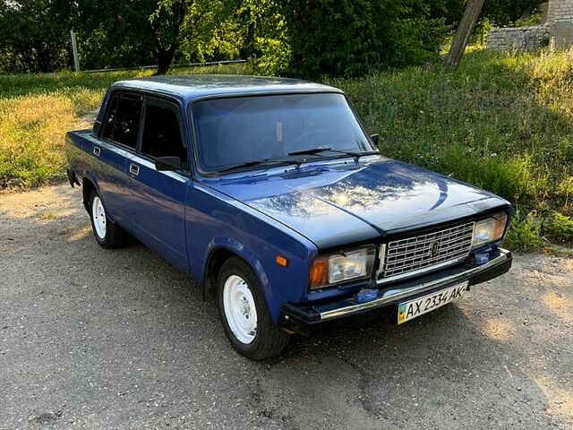 Синий ВАЗ 2107, объемом двигателя 1.5 л и пробегом 222 тыс. км за 1000 $, фото 1 на Automoto.ua