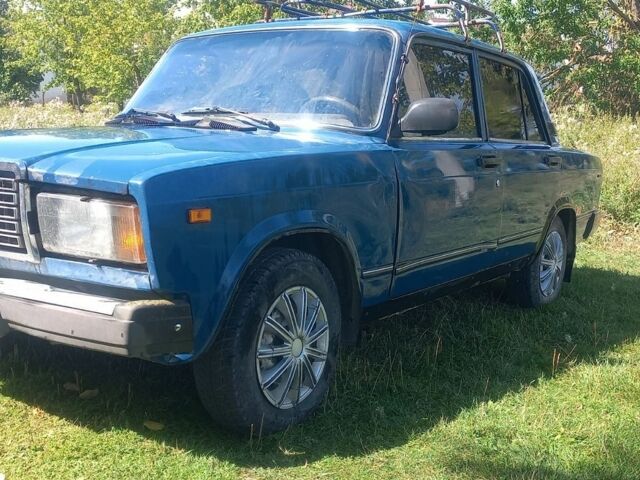 Синий ВАЗ 2107, объемом двигателя 1.5 л и пробегом 250 тыс. км за 500 $, фото 1 на Automoto.ua