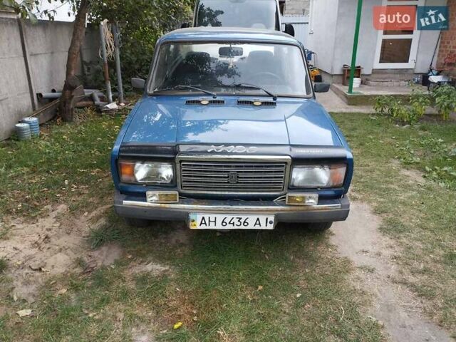 Синій ВАЗ 2107, об'ємом двигуна 1.45 л та пробігом 70 тис. км за 800 $, фото 1 на Automoto.ua