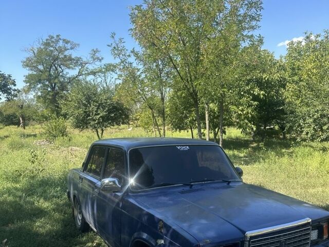 Синий ВАЗ 2107, объемом двигателя 1.5 л и пробегом 100 тыс. км за 673 $, фото 1 на Automoto.ua