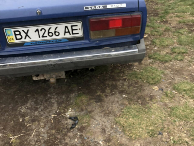 Синий ВАЗ 2107, объемом двигателя 1.45 л и пробегом 200 тыс. км за 850 $, фото 1 на Automoto.ua