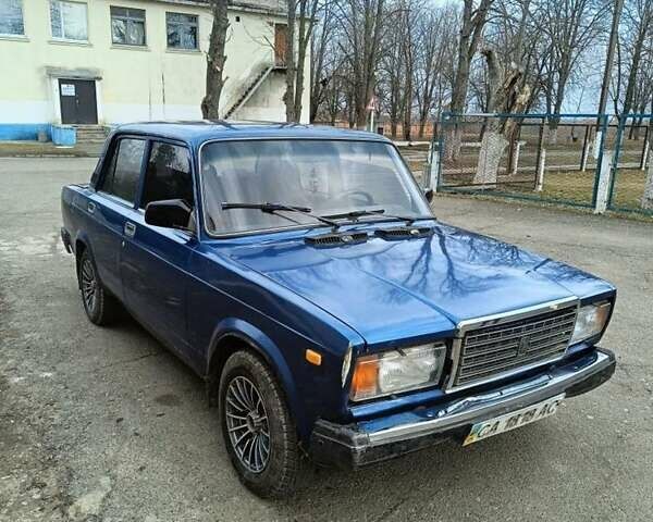 Синий ВАЗ 2107, объемом двигателя 0 л и пробегом 200 тыс. км за 834 $, фото 1 на Automoto.ua
