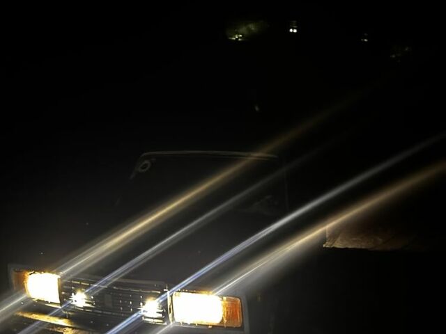 Синий ВАЗ 2107, объемом двигателя 1.5 л и пробегом 34 тыс. км за 900 $, фото 1 на Automoto.ua