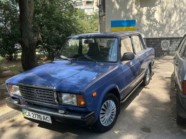 Синий ВАЗ 2107, объемом двигателя 1.45 л и пробегом 25 тыс. км за 1000 $, фото 1 на Automoto.ua