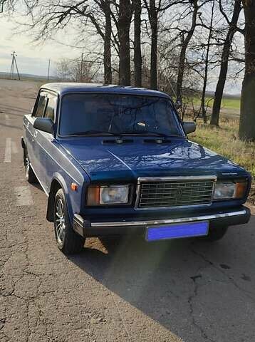 Синій ВАЗ 2107, об'ємом двигуна 1.5 л та пробігом 126 тис. км за 1800 $, фото 1 на Automoto.ua