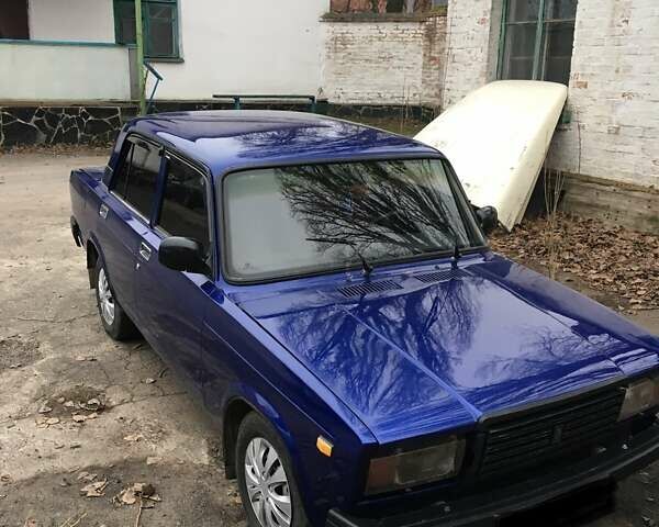 Синий ВАЗ 2107, объемом двигателя 1.5 л и пробегом 60 тыс. км за 1500 $, фото 1 на Automoto.ua
