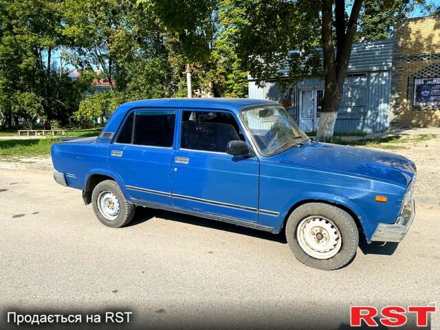 Синий ВАЗ 2107, объемом двигателя 1.5 л и пробегом 120 тыс. км за 610 $, фото 1 на Automoto.ua