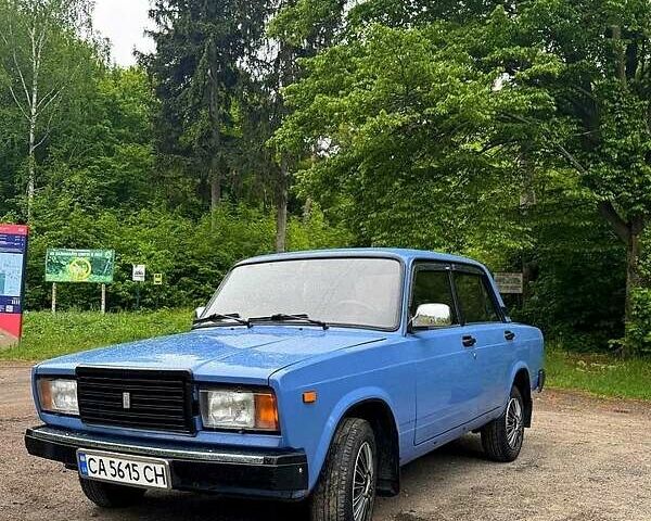 Синий ВАЗ 2107, объемом двигателя 1.5 л и пробегом 120 тыс. км за 1499 $, фото 1 на Automoto.ua