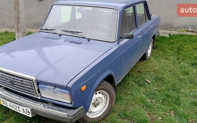 Синій ВАЗ 2107, об'ємом двигуна 1.5 л та пробігом 100 тис. км за 2000 $, фото 1 на Automoto.ua