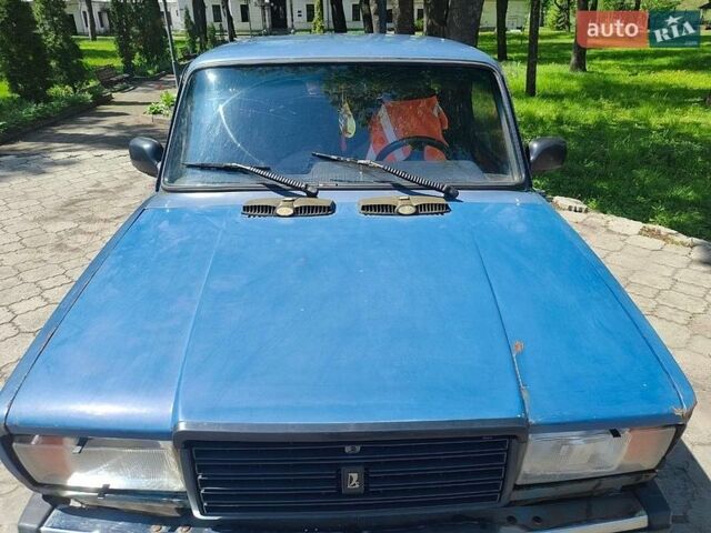Синий ВАЗ 2107, объемом двигателя 1.45 л и пробегом 68 тыс. км за 700 $, фото 1 на Automoto.ua