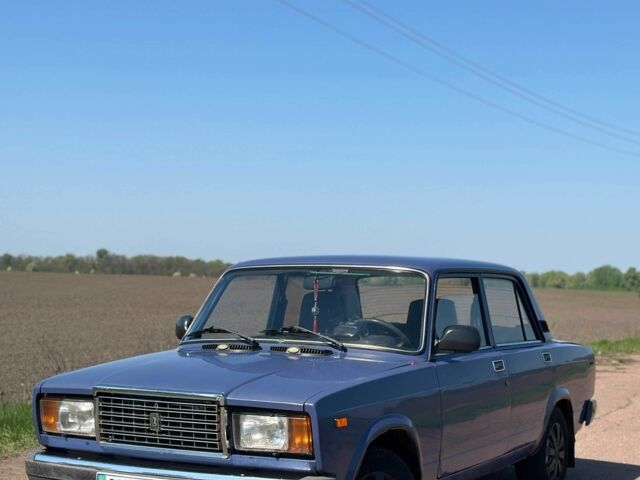 Синий ВАЗ 2107, объемом двигателя 1.5 л и пробегом 117 тыс. км за 1370 $, фото 1 на Automoto.ua