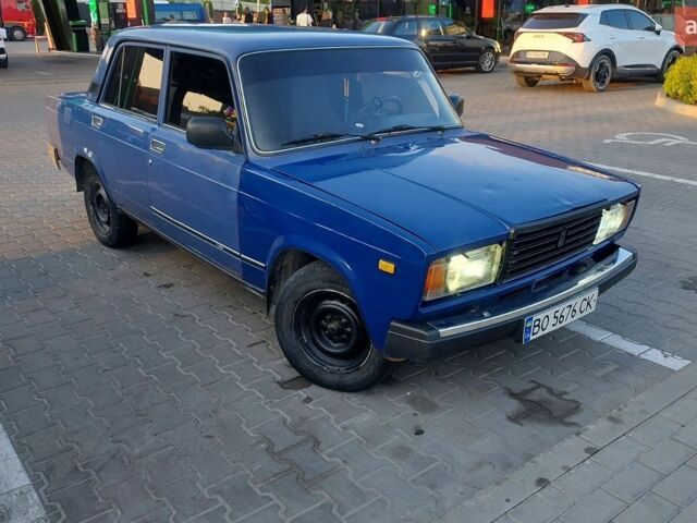 Синий ВАЗ 2107, объемом двигателя 1.45 л и пробегом 200 тыс. км за 600 $, фото 1 на Automoto.ua
