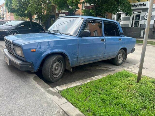Синий ВАЗ 2107, объемом двигателя 1.5 л и пробегом 128 тыс. км за 1000 $, фото 1 на Automoto.ua