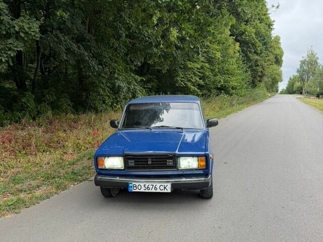 Синий ВАЗ 2107, объемом двигателя 1.45 л и пробегом 210 тыс. км за 750 $, фото 1 на Automoto.ua