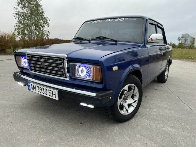 Синий ВАЗ 2107, объемом двигателя 1.5 л и пробегом 204 тыс. км за 1750 $, фото 1 на Automoto.ua