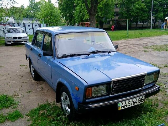 Синий ВАЗ 2107, объемом двигателя 1.5 л и пробегом 155 тыс. км за 800 $, фото 1 на Automoto.ua