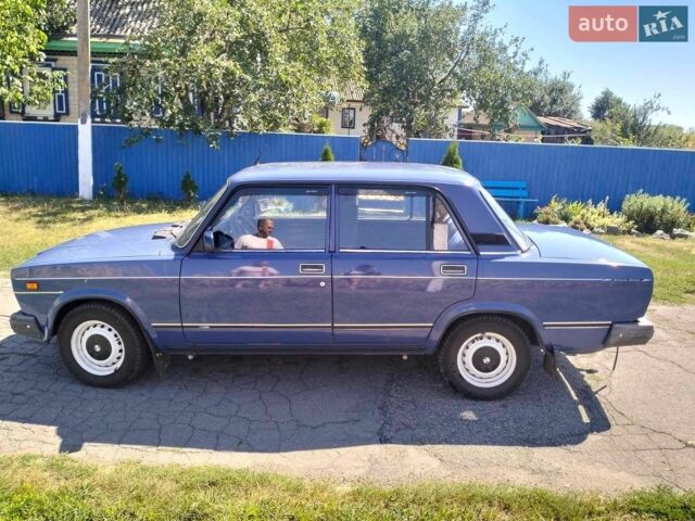 Синій ВАЗ 2107, об'ємом двигуна 1.45 л та пробігом 105 тис. км за 1600 $, фото 1 на Automoto.ua