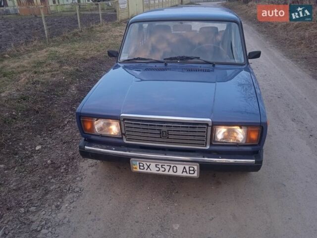 Синій ВАЗ 2107, об'ємом двигуна 1.5 л та пробігом 221 тис. км за 950 $, фото 1 на Automoto.ua