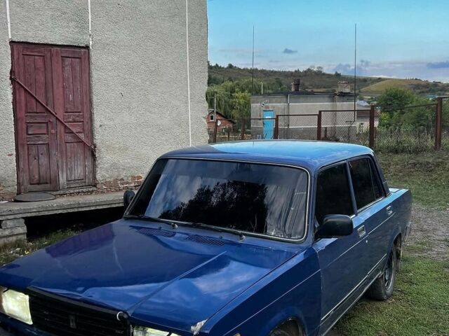 Синій ВАЗ 2107, об'ємом двигуна 1.45 л та пробігом 211 тис. км за 830 $, фото 1 на Automoto.ua