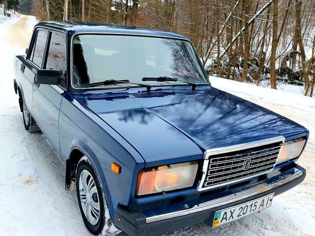 Синій ВАЗ 2107, об'ємом двигуна 1.5 л та пробігом 180 тис. км за 1100 $, фото 1 на Automoto.ua