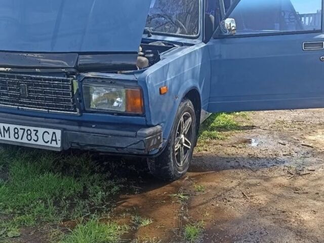Синий ВАЗ 2107, объемом двигателя 1.5 л и пробегом 1000 тыс. км за 800 $, фото 1 на Automoto.ua
