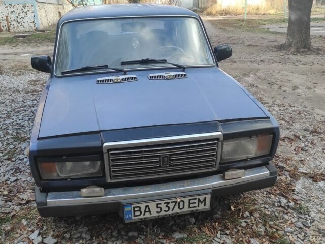 Синий ВАЗ 2107, объемом двигателя 1.5 л и пробегом 80 тыс. км за 1200 $, фото 1 на Automoto.ua