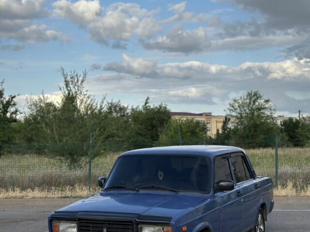Синій ВАЗ 2107, об'ємом двигуна 1.5 л та пробігом 120 тис. км за 1300 $, фото 1 на Automoto.ua