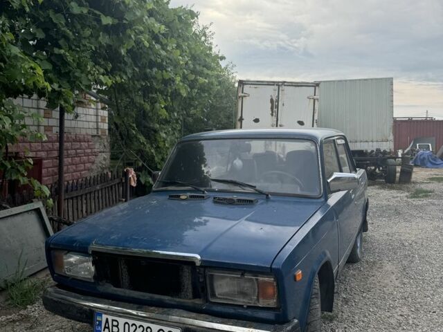 Синий ВАЗ 2107, объемом двигателя 1.2 л и пробегом 70 тыс. км за 214 $, фото 1 на Automoto.ua