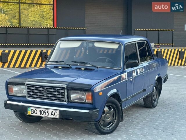 Синий ВАЗ 2107, объемом двигателя 1.5 л и пробегом 200 тыс. км за 700 $, фото 1 на Automoto.ua