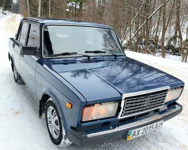 Синій ВАЗ 2107, об'ємом двигуна 1.5 л та пробігом 180 тис. км за 1300 $, фото 1 на Automoto.ua