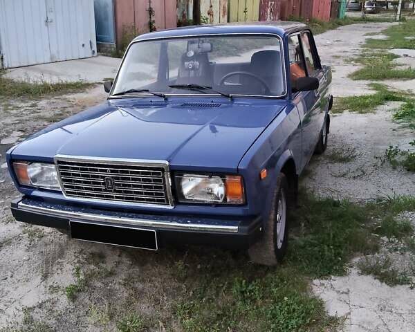 Синий ВАЗ 2107, объемом двигателя 1.5 л и пробегом 29 тыс. км за 3600 $, фото 1 на Automoto.ua
