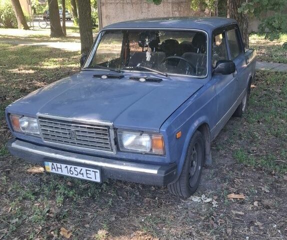 Синій ВАЗ 2107, об'ємом двигуна 1.5 л та пробігом 750 тис. км за 1196 $, фото 1 на Automoto.ua
