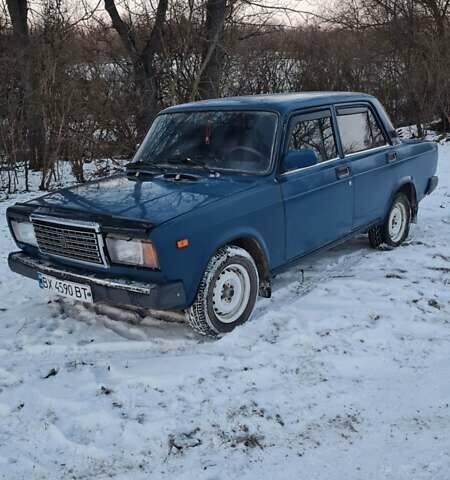Синий ВАЗ 2107, объемом двигателя 1.5 л и пробегом 67 тыс. км за 1300 $, фото 1 на Automoto.ua