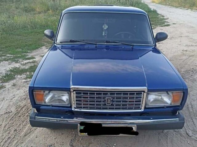 Синий ВАЗ 2107, объемом двигателя 1.5 л и пробегом 190 тыс. км за 1900 $, фото 1 на Automoto.ua