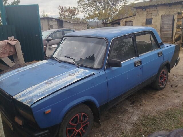 Синій ВАЗ 2107, об'ємом двигуна 1 л та пробігом 14 тис. км за 450 $, фото 1 на Automoto.ua
