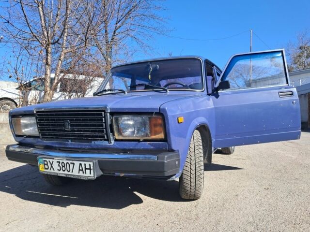 Синий ВАЗ 2107, объемом двигателя 1.6 л и пробегом 184 тыс. км за 950 $, фото 1 на Automoto.ua