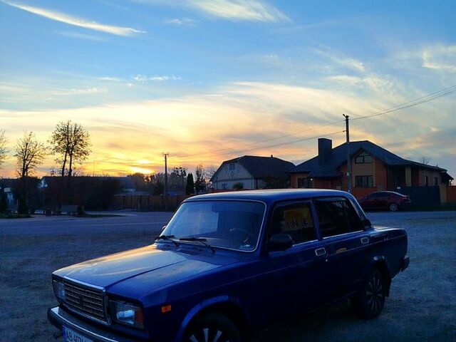 Синий ВАЗ 2107, объемом двигателя 1.5 л и пробегом 117 тыс. км за 1500 $, фото 1 на Automoto.ua