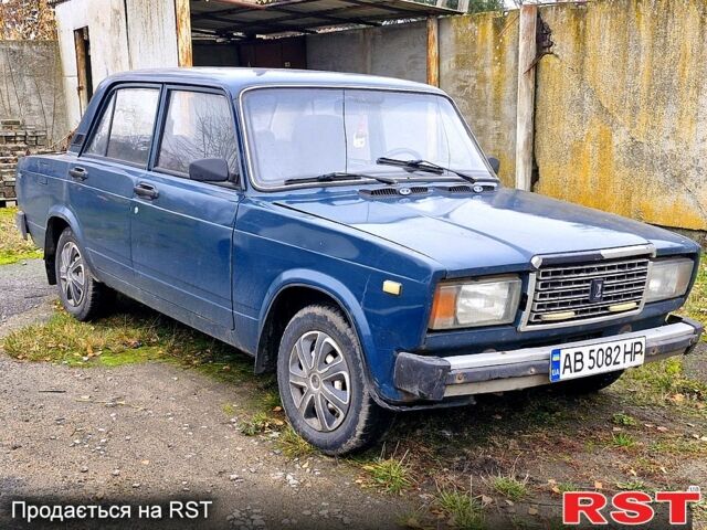 Синий ВАЗ 2107, объемом двигателя 1.6 л и пробегом 140 тыс. км за 800 $, фото 1 на Automoto.ua