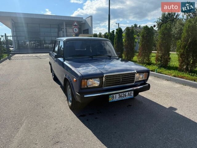 Синий ВАЗ 2107, объемом двигателя 1.5 л и пробегом 108 тыс. км за 1700 $, фото 1 на Automoto.ua