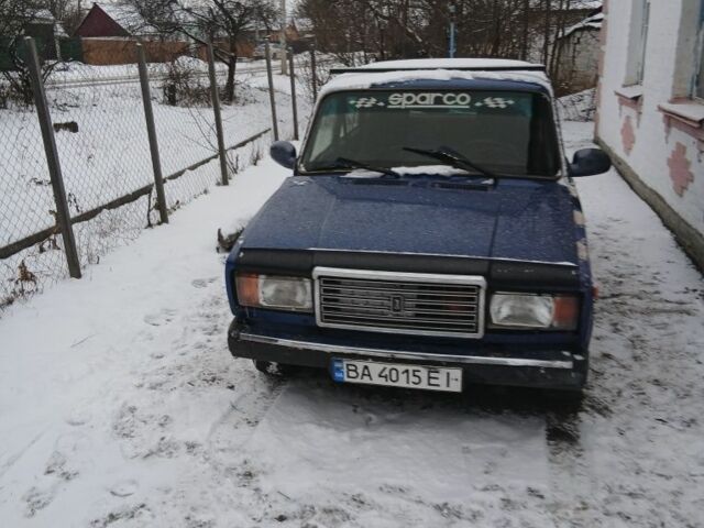 Синий ВАЗ 2107, объемом двигателя 1 л и пробегом 23 тыс. км за 1100 $, фото 1 на Automoto.ua