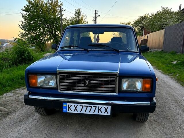 Синий ВАЗ 2107, объемом двигателя 1.5 л и пробегом 197 тыс. км за 1500 $, фото 1 на Automoto.ua