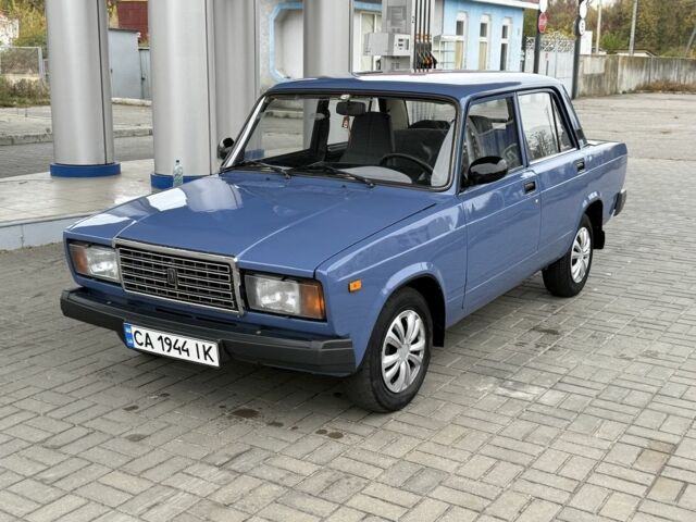Синий ВАЗ 2107, объемом двигателя 1.5 л и пробегом 56 тыс. км за 1500 $, фото 1 на Automoto.ua